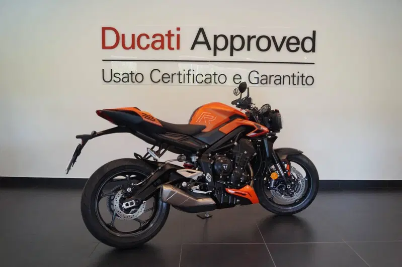 Triumph Street Triple 765 R (2023 - 26) (4)