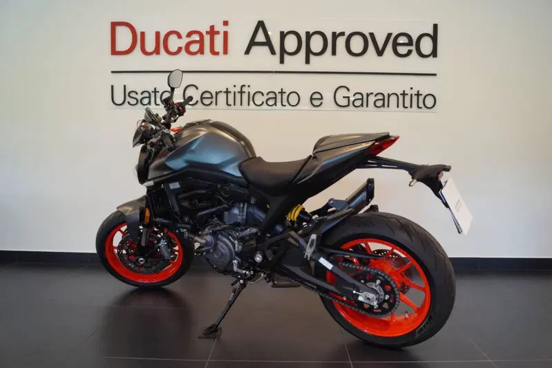 Ducati Monster 937 + (2021 - 25) (3)