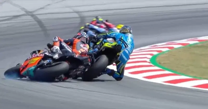 Il momento del sorpasso-incidente