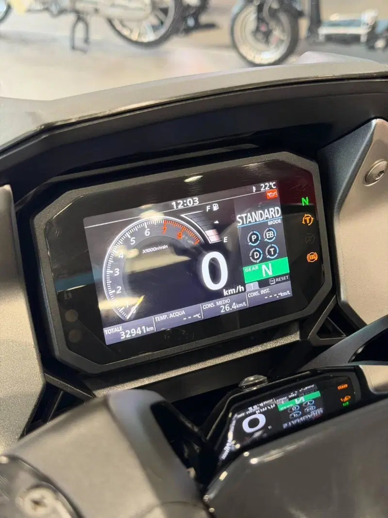 Honda Forza 750 DCT (2021 - 24) (19)