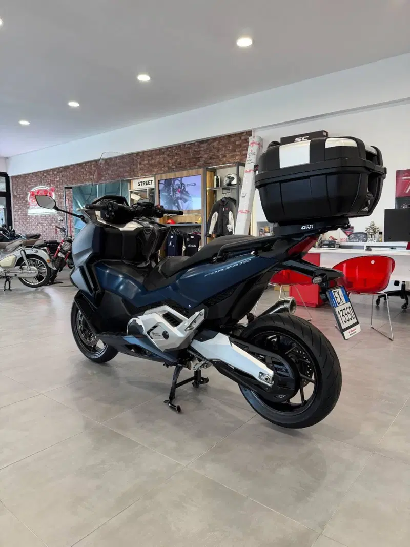 Honda Forza 750 DCT (2021 - 24) (4)