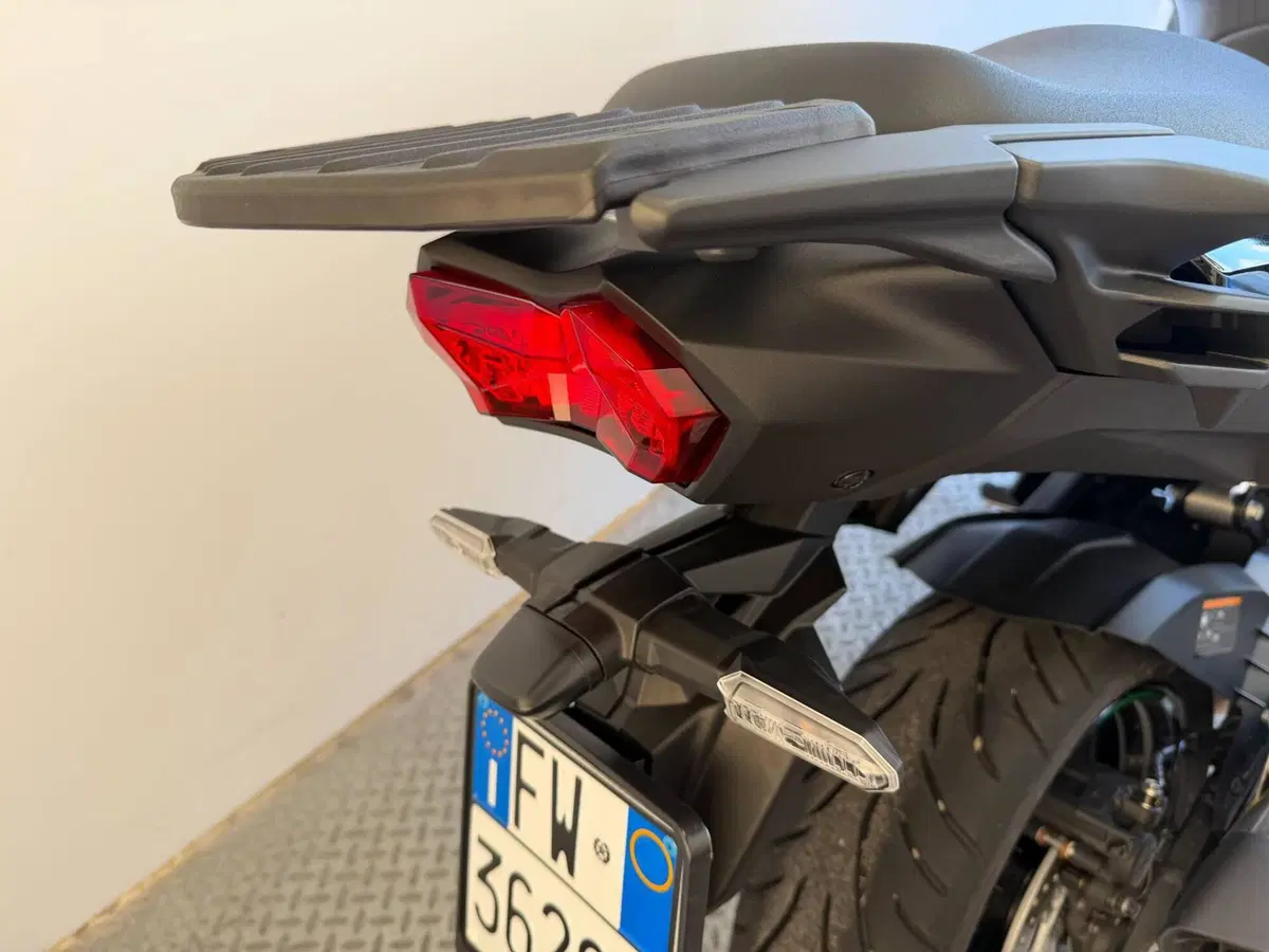 Kawasaki Versys 1100 S (2025 - 26) (5)