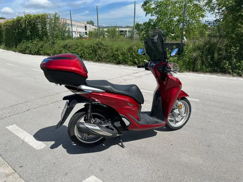 Honda SH 150i (2020 - 23) (3)