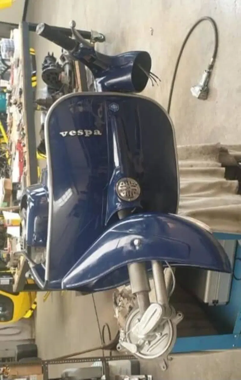 Vespa 50 3 marce faro tondo  (6)