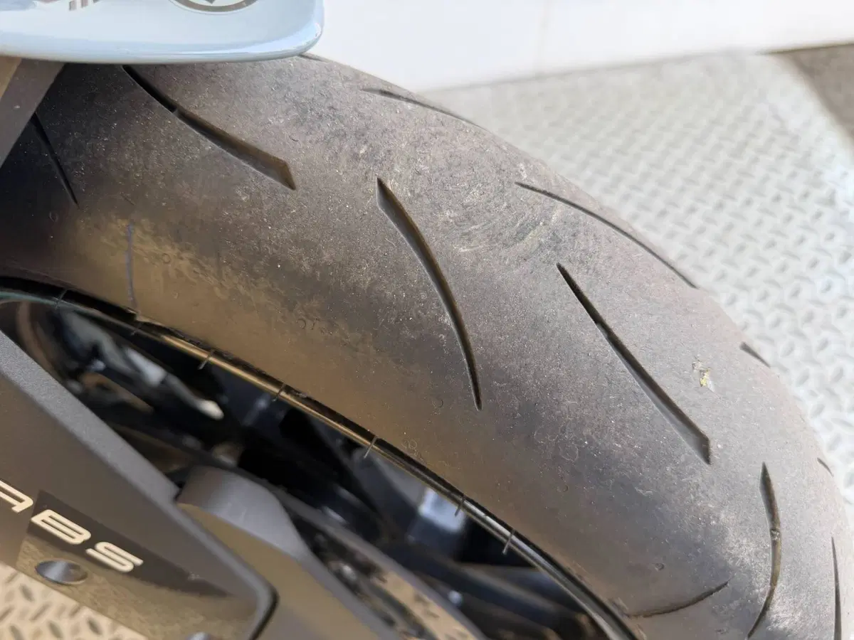 CFMOTO 675NK (2025 - 26) (3)