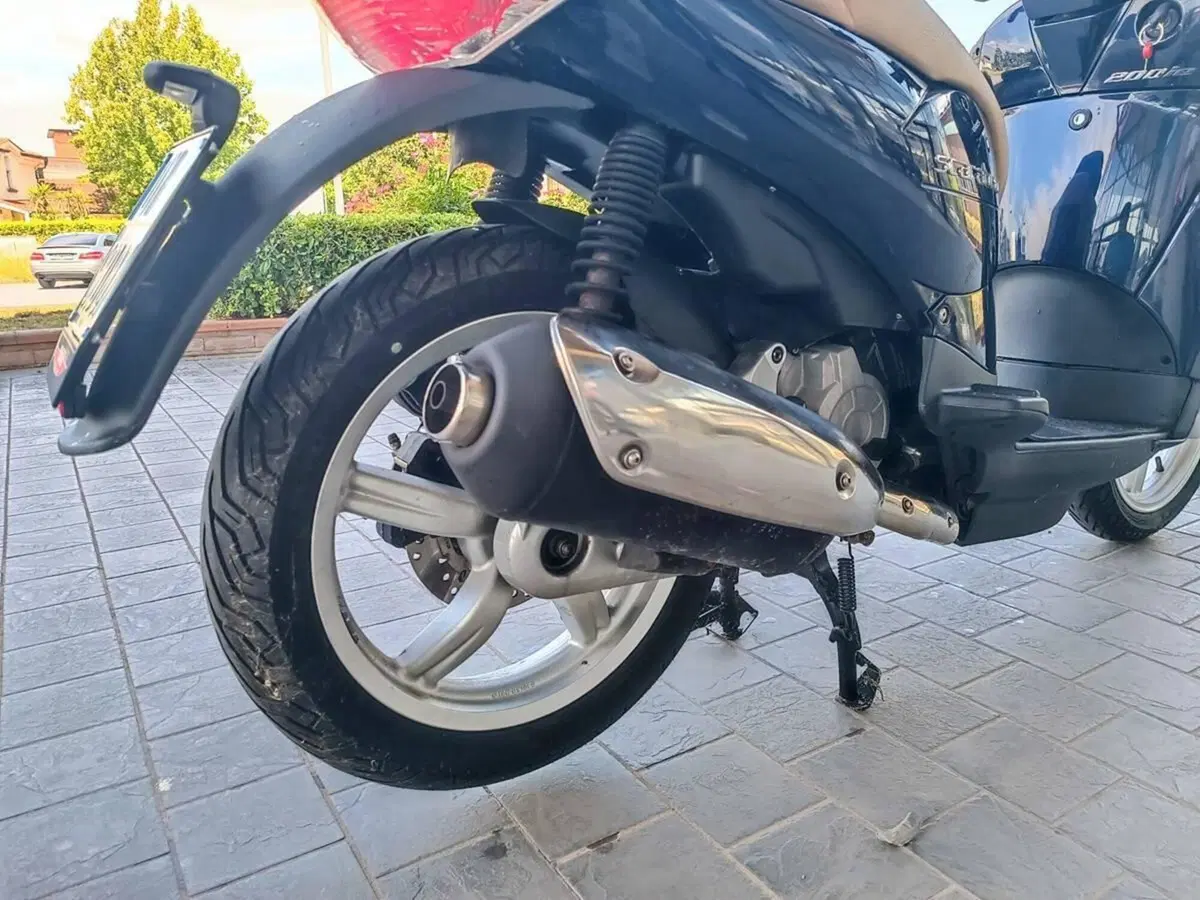 Aprilia Scarabeo 200 i.e. (2011 - 16) (7)