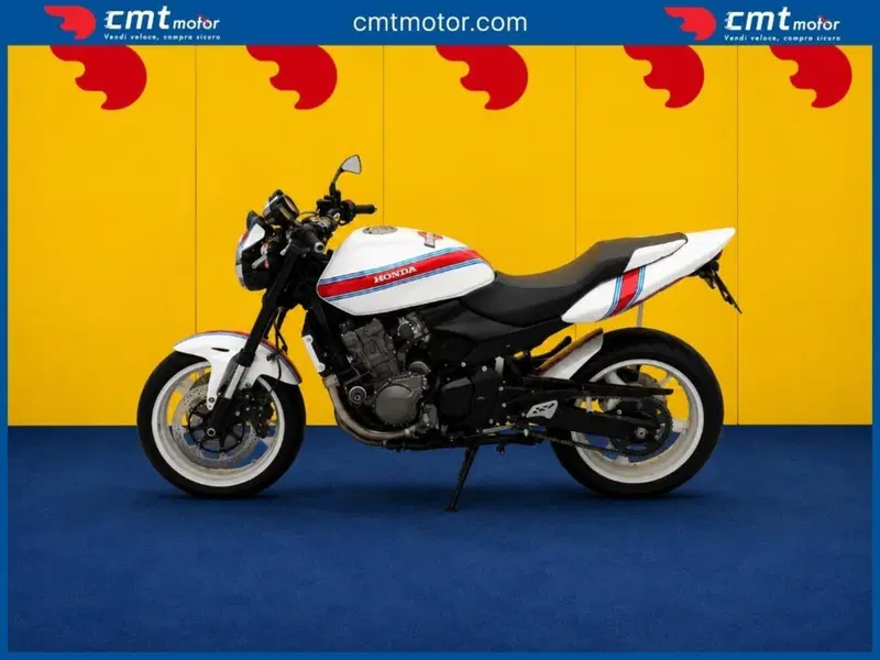 Honda Hornet 600 (2003 - 04) (5)