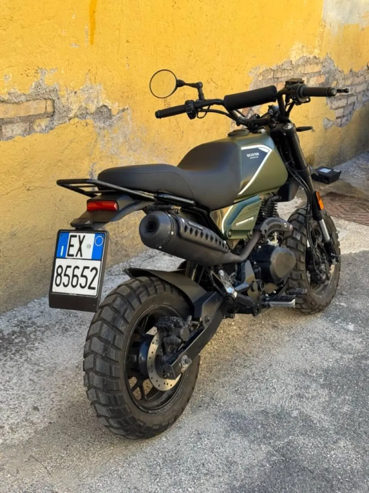 Brixton Motorcycles Crossfire 125 XS (2021 - 26) (5)
