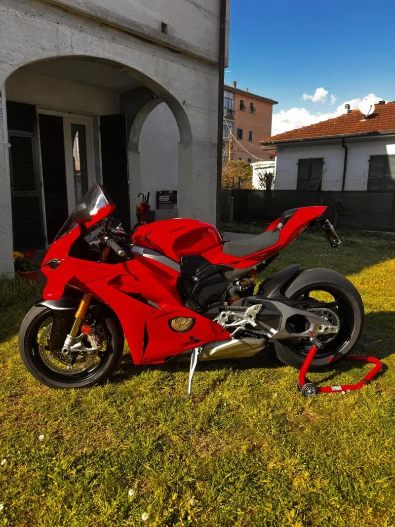 Ducati Panigale V4 S (2025 - 26) (3)