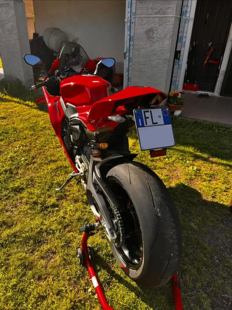 Ducati Panigale V4 S (2025 - 26) (4)