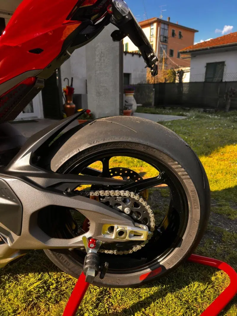 Ducati Panigale V4 S (2025 - 26) (6)