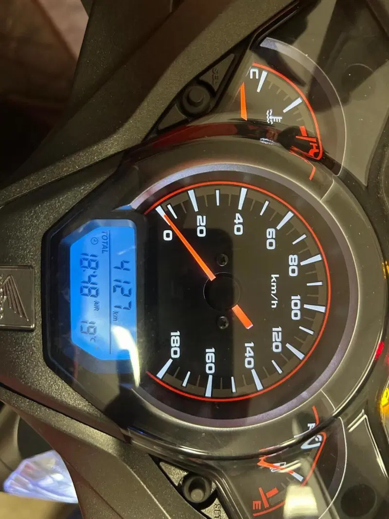 Honda SH 300 i Sport ABS (2018 - 20) (3)