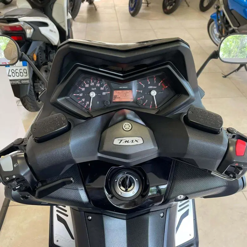 Yamaha T-Max 530 (2012 - 14) (3)