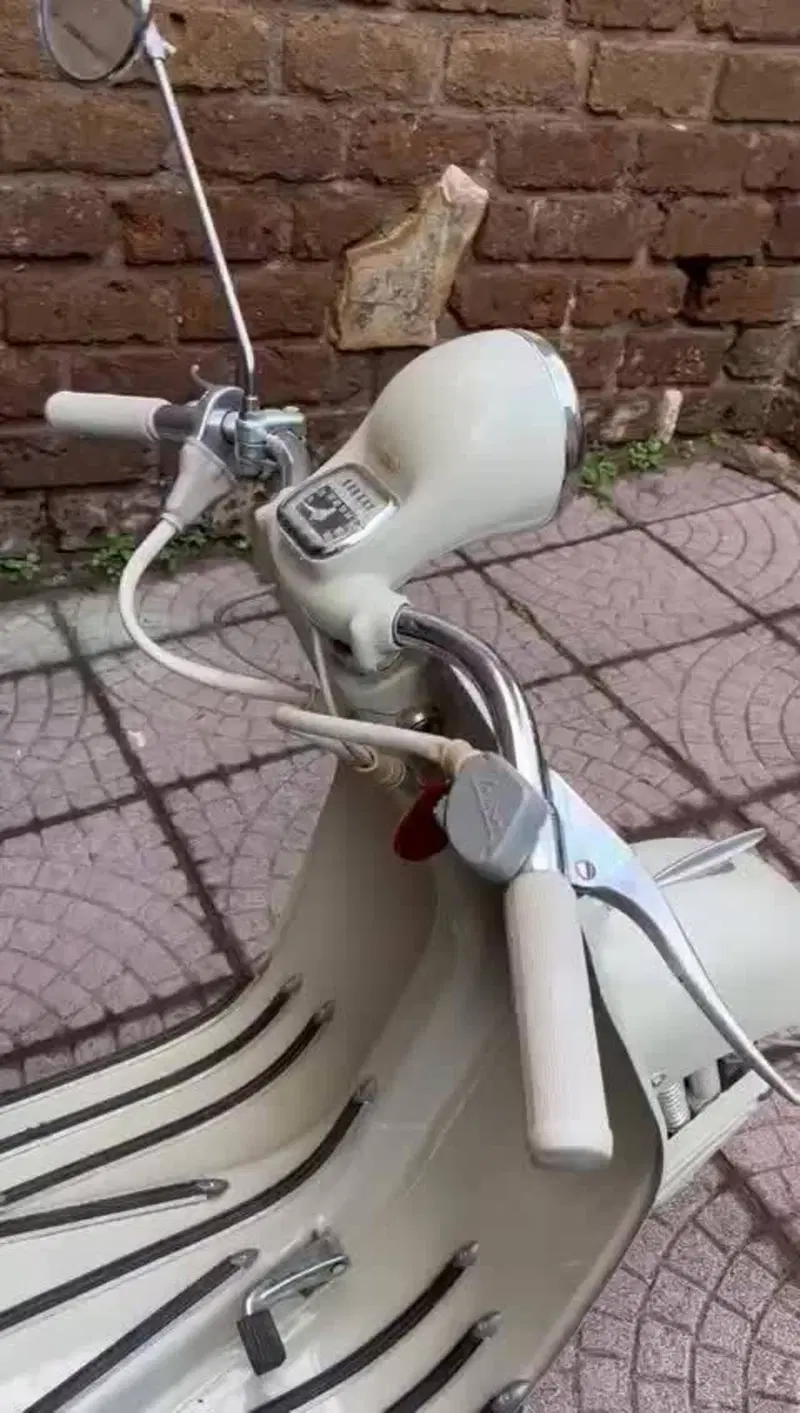 Piaggio 150 VL1T  (3)