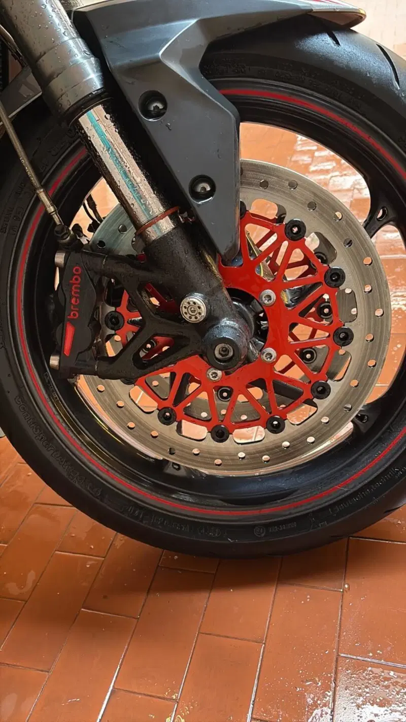 Triumph Street Triple RS (2020 - 22) (3)