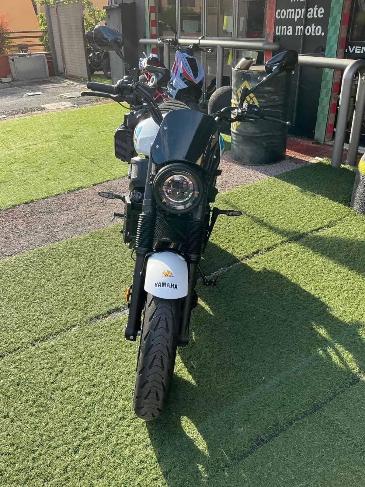 Yamaha XSR 700 (2022 - 26) (6)