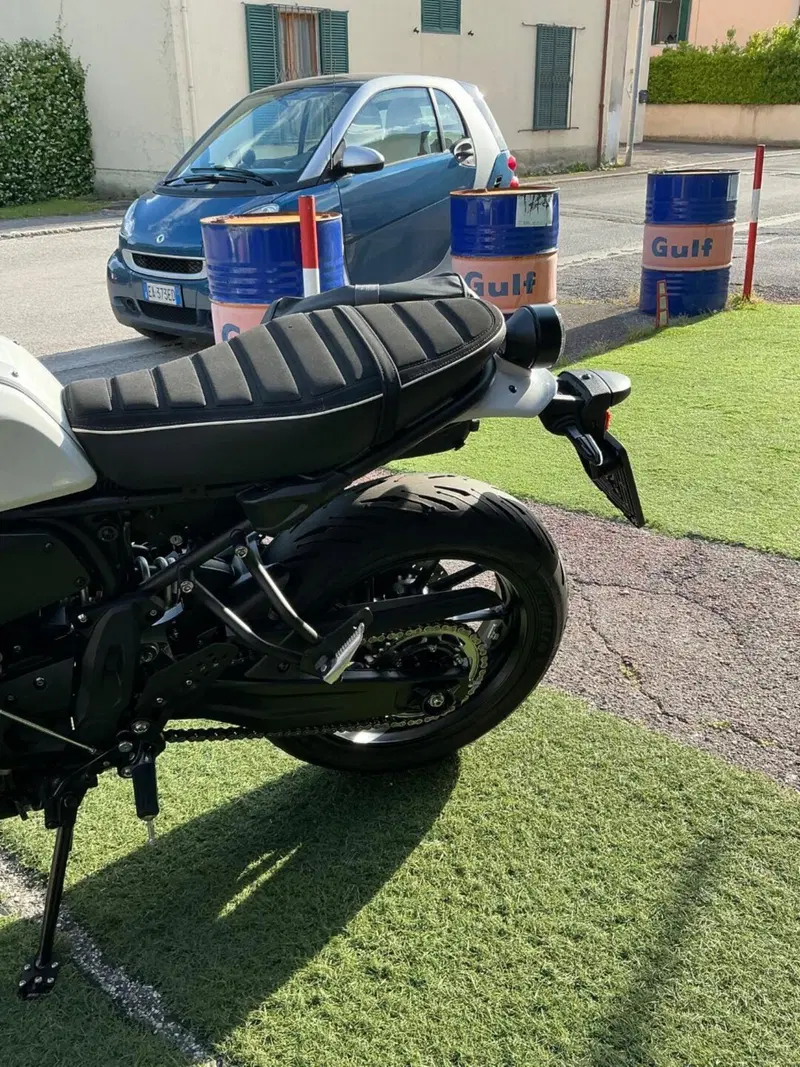 Yamaha XSR 700 (2022 - 26) (12)