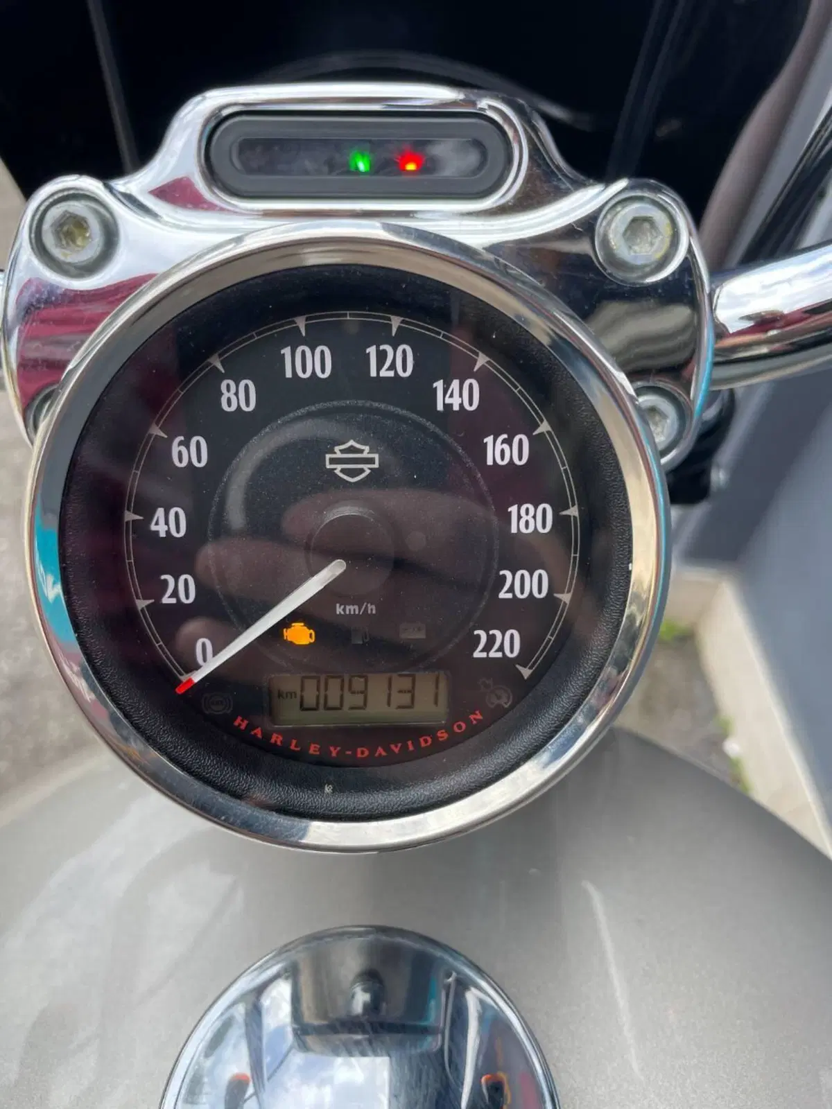 Harley-Davidson 1200 Custom (2018 - 20) - XL1200C (2)