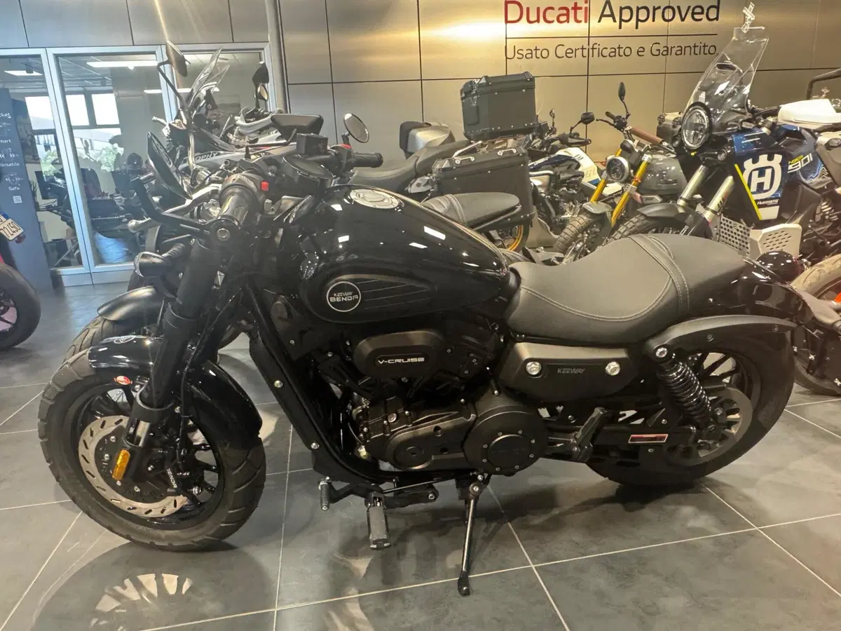 Keeway Motor V-Cruise 125 (2022 - 26) (5)