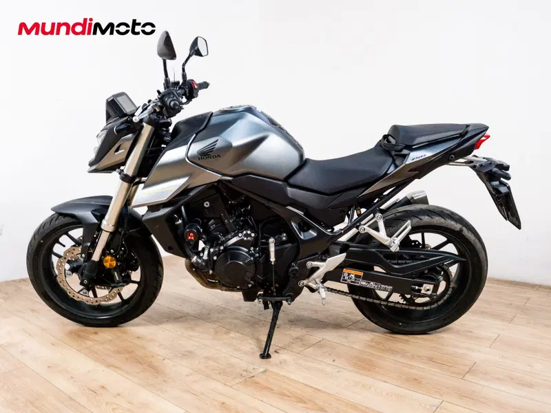Honda CB 750 Hornet (2025) (6)