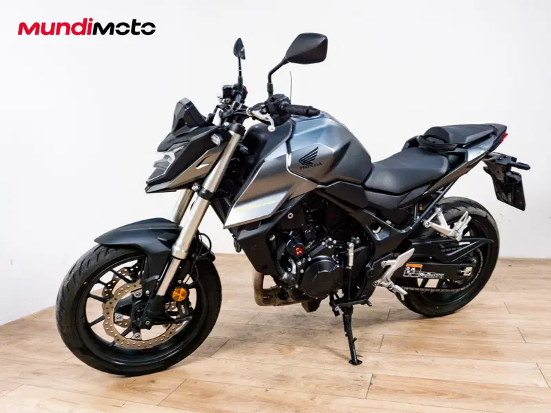 Honda CB 750 Hornet (2025) (8)