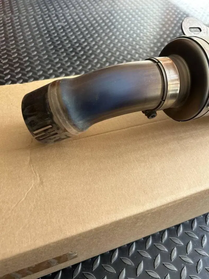 SCARICO BMW AKRAPOVICH HP per BMW NINET (6)
