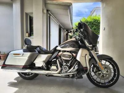 Harley-Davidson 117 Street Glide (2018 - 20) - FLHXSE usata