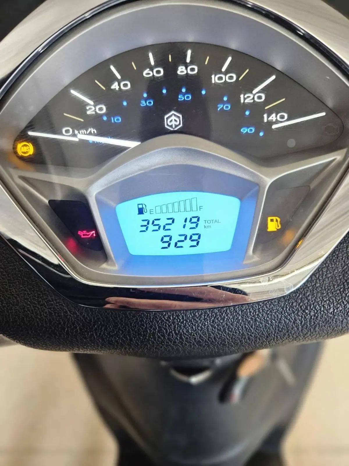 Piaggio Liberty 150 i-get ABS (2016) (3)