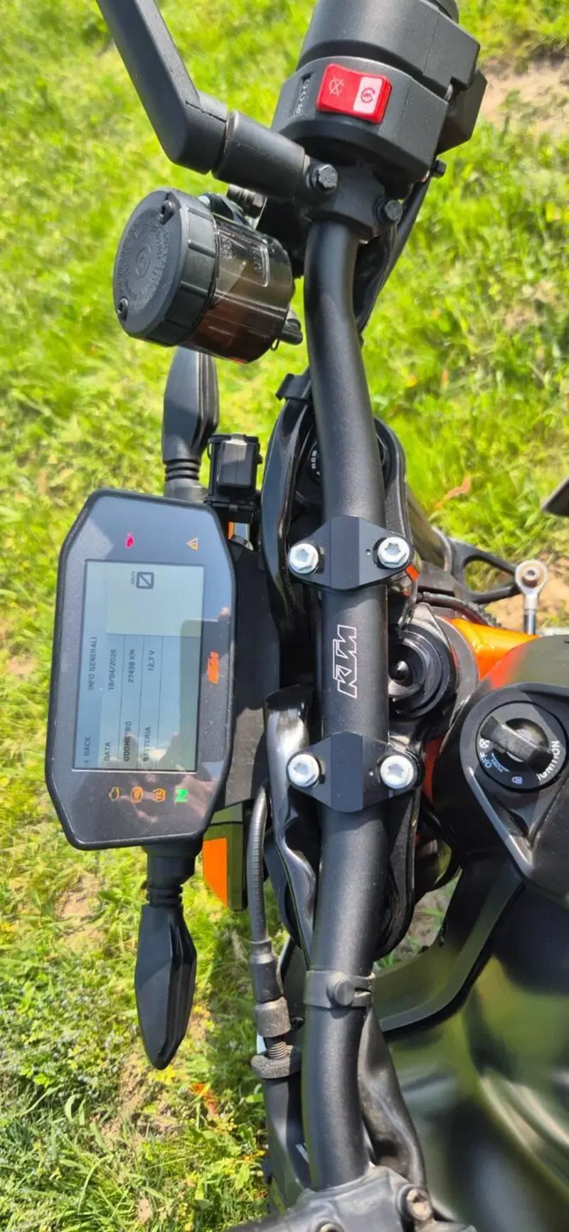 KTM 890 Duke R (2022 - 23) (6)