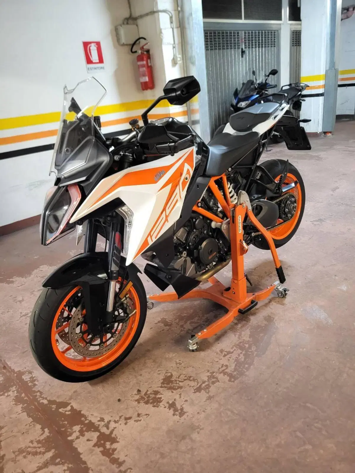 KTM 1290 Super Duke GT (2019 - 20) (3)