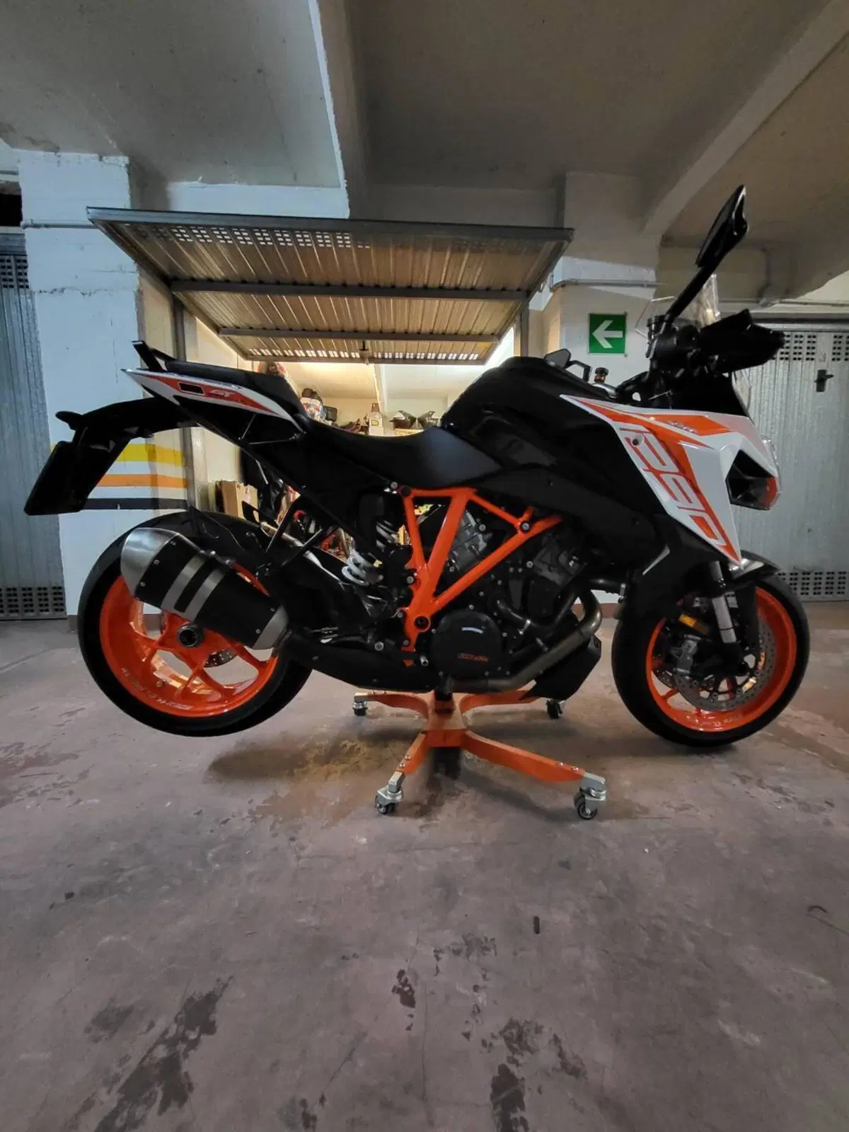 KTM 1290 Super Duke GT (2019 - 20) (6)