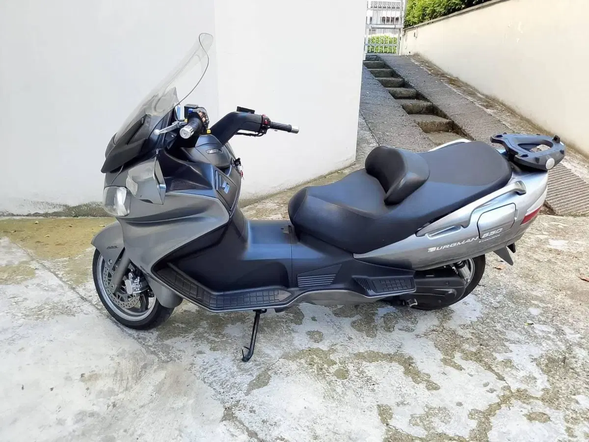 Suzuki Burgman AN 650 Executive ABS (2006 - 12) (2)