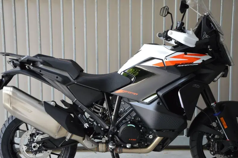 KTM 1390 Super Adventure S EVO (2026) (2)