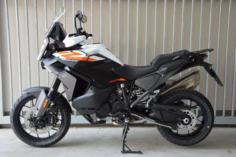 KTM 1390 Super Adventure S EVO (2026) (5)