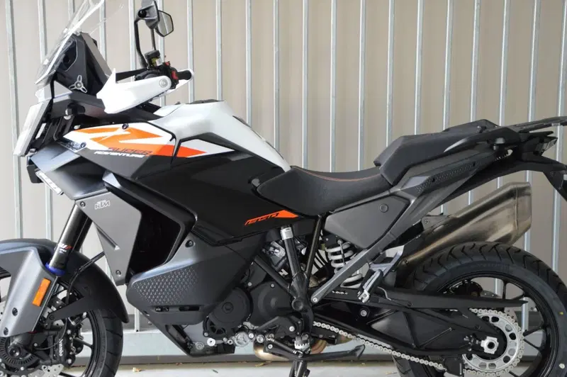 KTM 1390 Super Adventure S EVO (2026) (6)