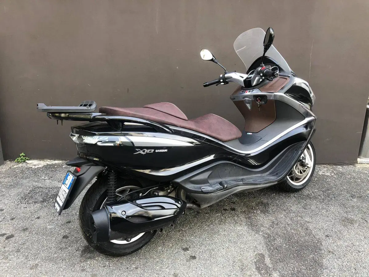 Piaggio X10 350 ie (2011 - 17) (2)