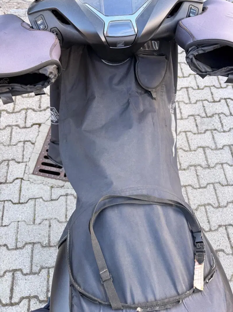 Honda SH 150i Sport (2022 - 23) (2)