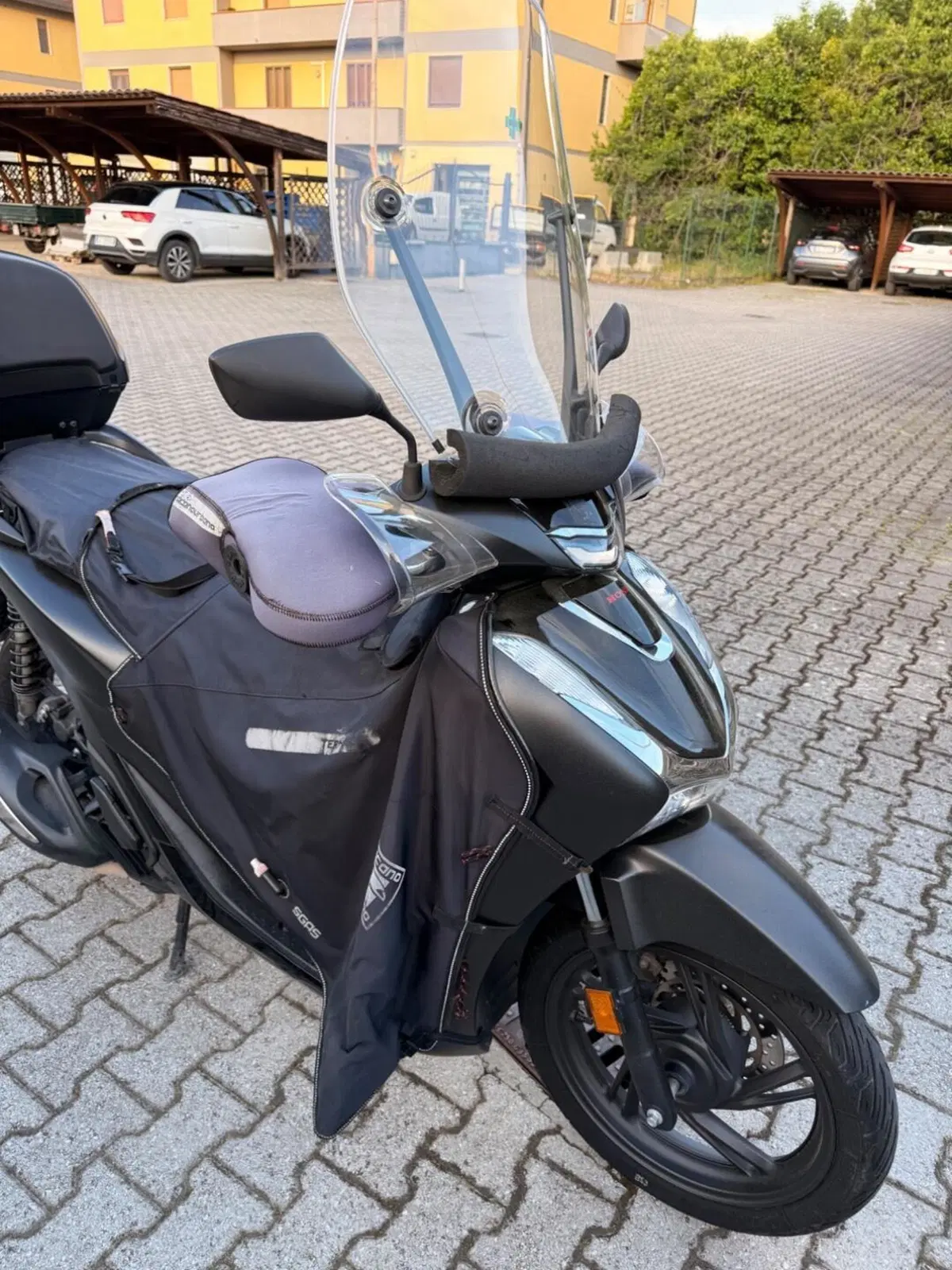 Honda SH 150i Sport (2022 - 23) (7)