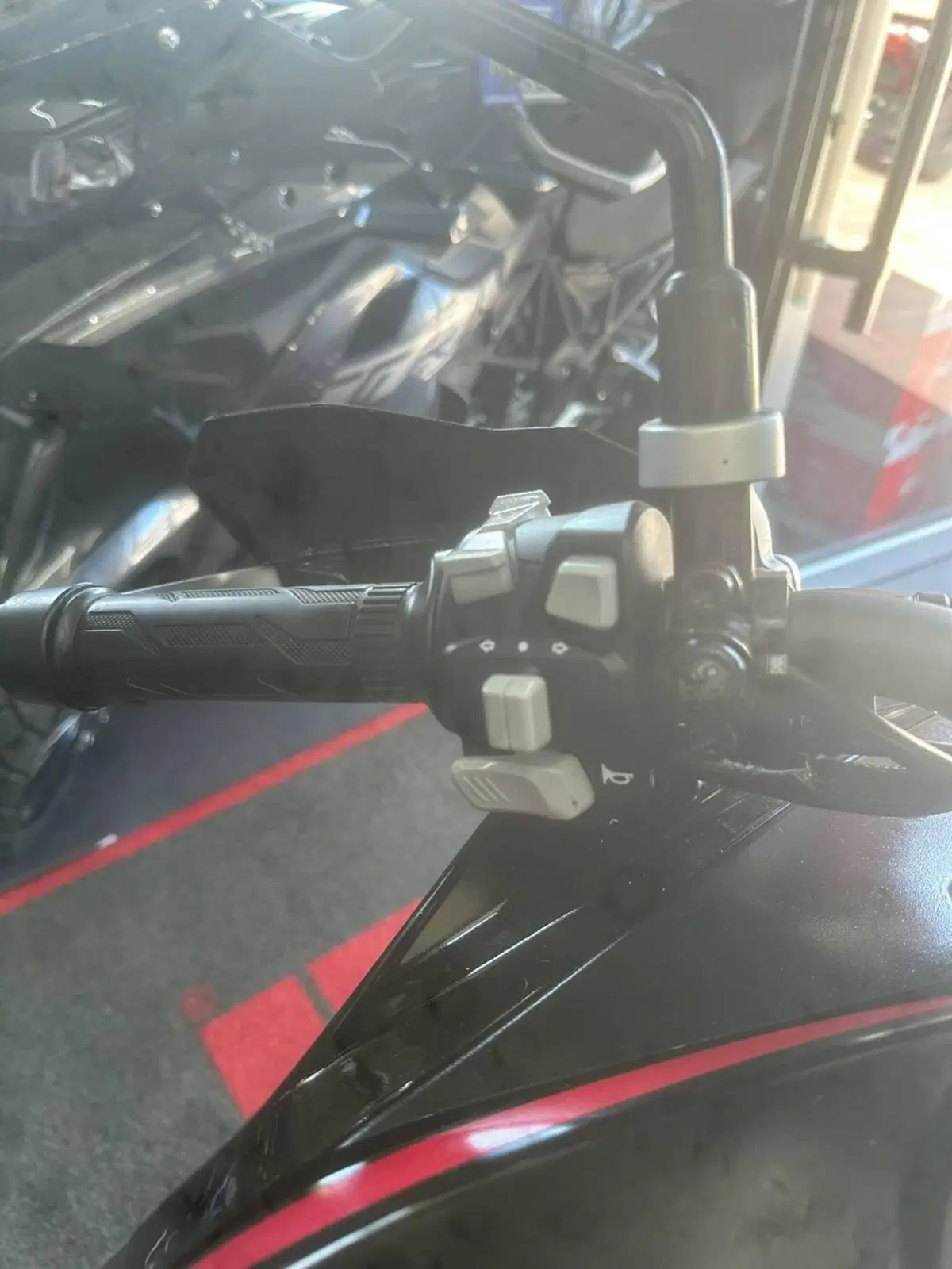 QJ Motor SRT 800 (2023 - 25) (9)