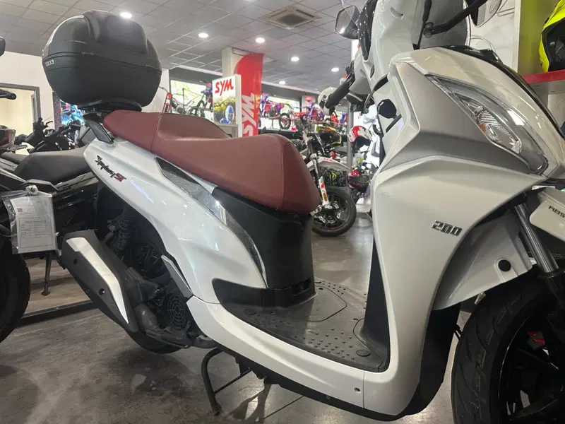Sym Symphony 200 ST (2021 - 24) (5)