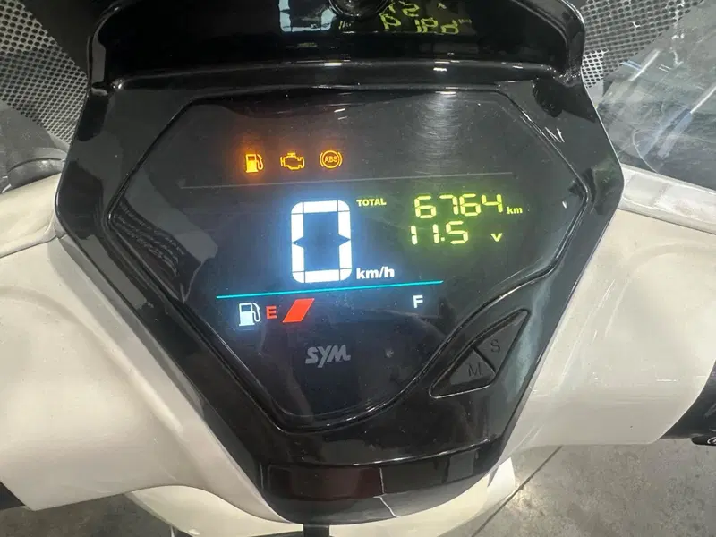 Sym Symphony 200 ST (2021 - 24) (6)