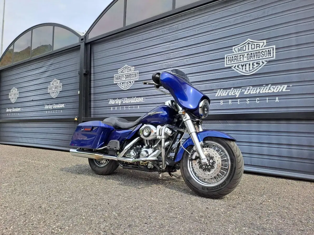 Harley-Davidson 1584 Street Glide (2007) - FLHX (2)