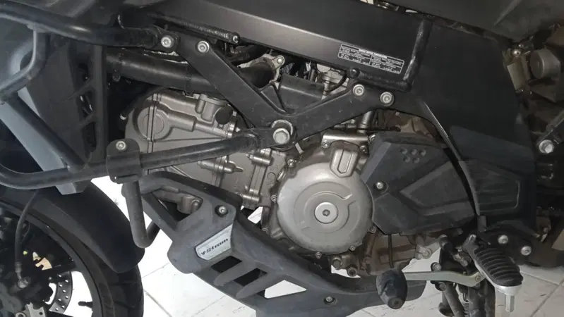 Suzuki V-Strom 650 (2021 - 25) (6)