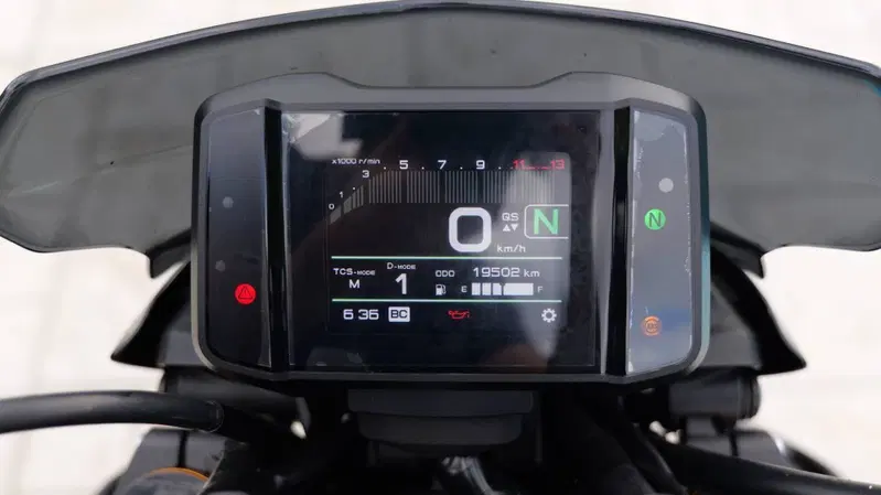 Yamaha MT-09 SP (2021 - 23) (3)
