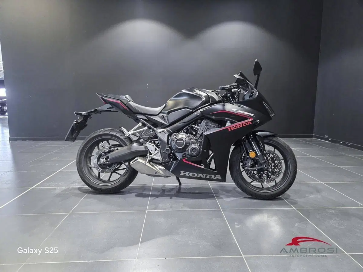 Honda CBR 650 R (2024 - 26) (5)