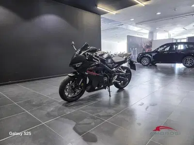 Honda CBR 650 R (2024 - 26) usata
