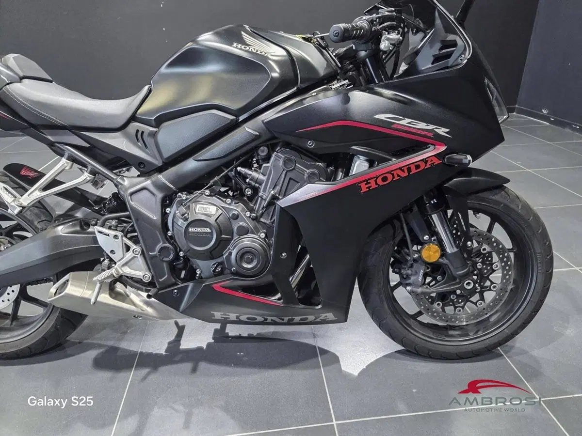 Honda CBR 650 R (2024 - 26) (12)