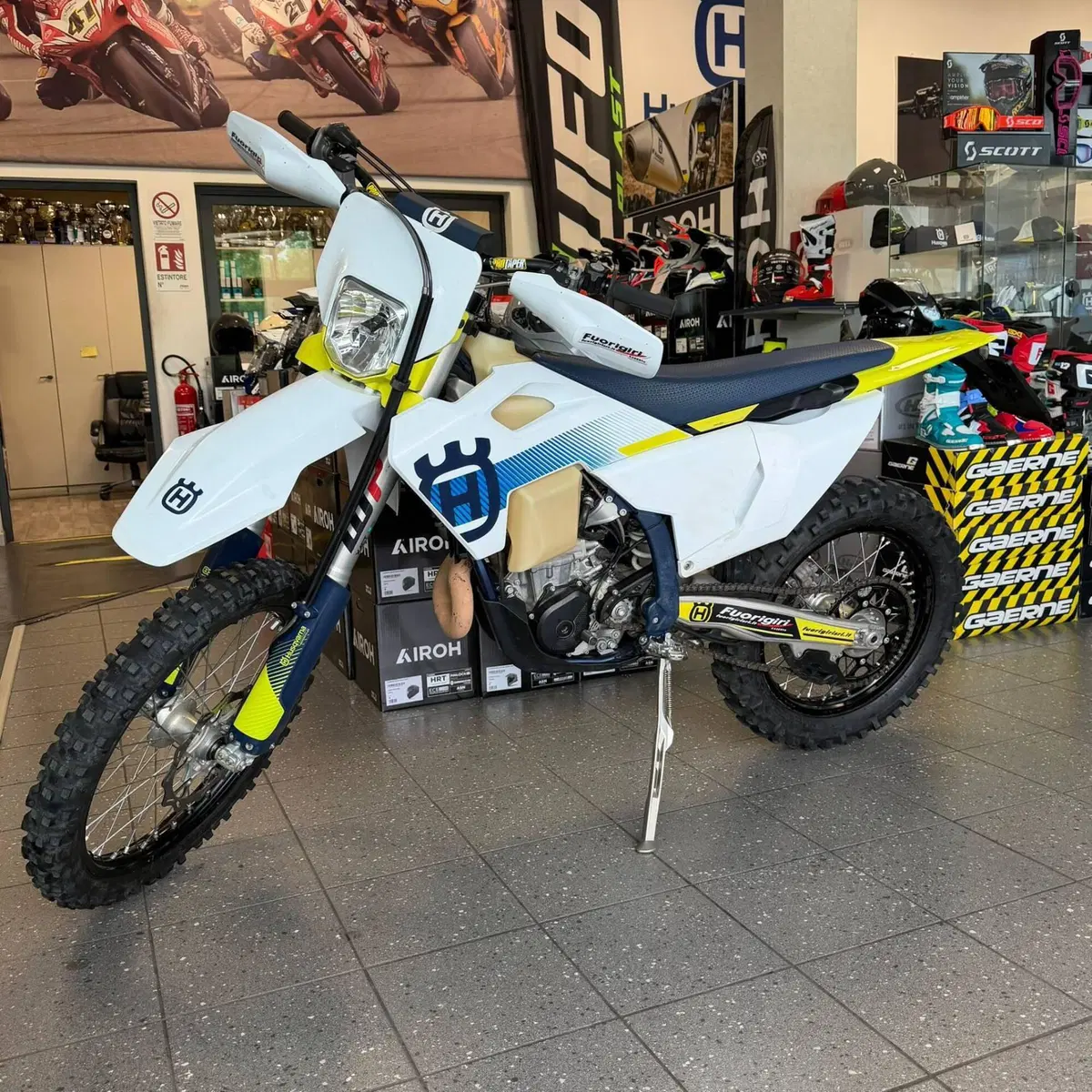 Husqvarna FE 450 (2024) (2)