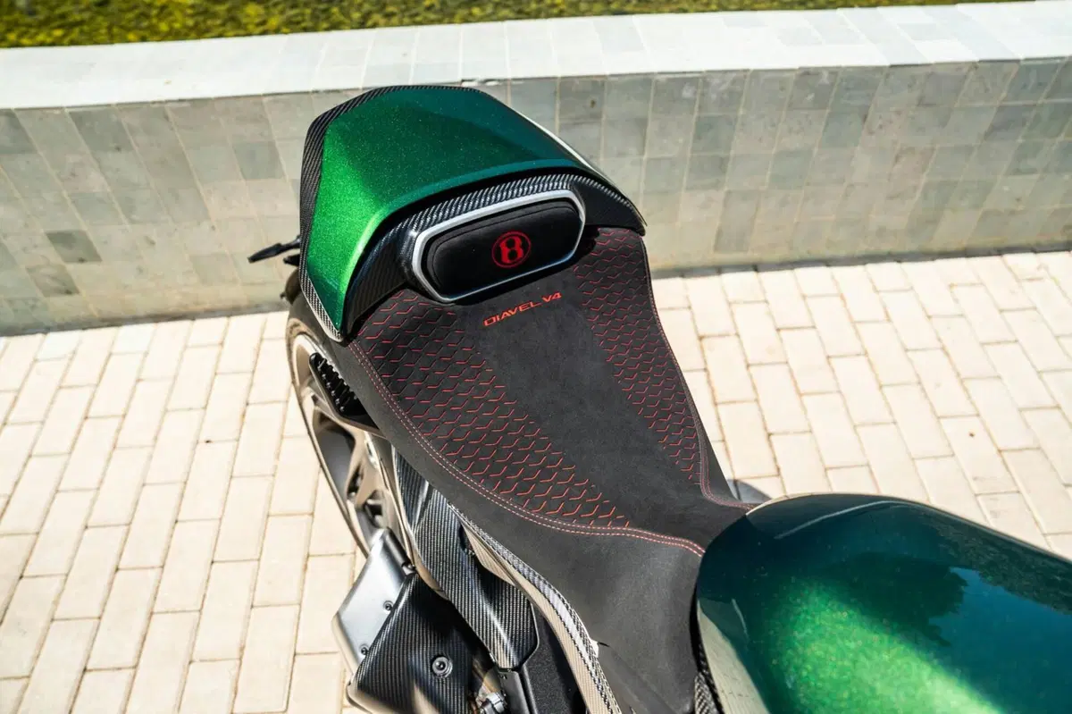 Ducati Diavel for Bentley (2024) (4)