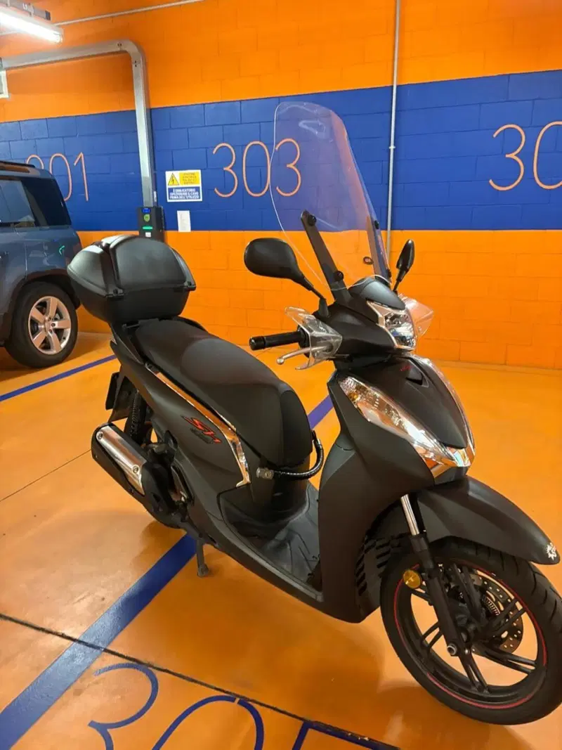 Honda SH 300 i Sport ABS (2018 - 20) (2)
